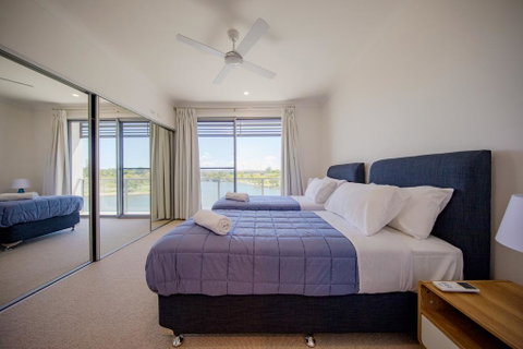 HomePlus - Lakeview Morden Townhouse - Brisbane Tourism 3