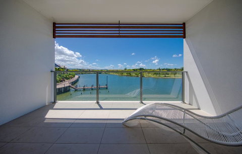 HomePlus - Lakeview Morden Townhouse - Brisbane Tourism 0