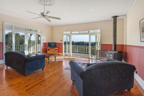 Hopkins River Homestead - Fireplace, Linen, WiFi, 4 Bdrm - Tourism Brisbane 0