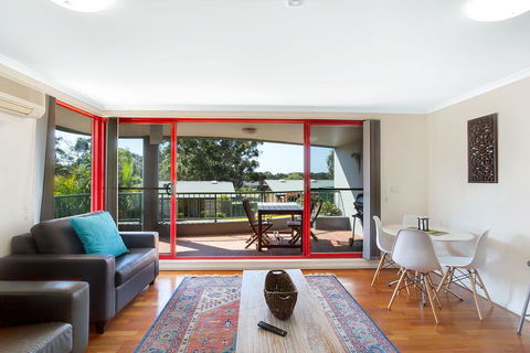 Horizons Golf Club, Unit 8, Turnberry - Tourism Brisbane 1