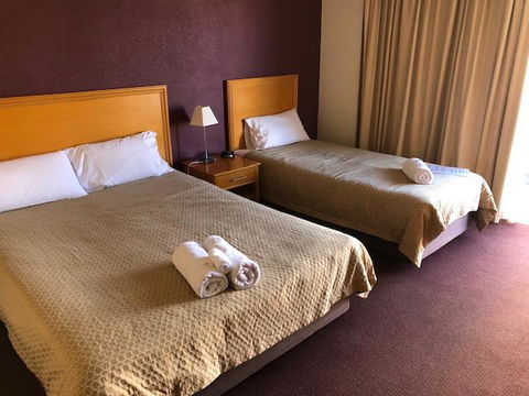 Horse & Jockey Hotel Motel - Tourism Brisbane 0