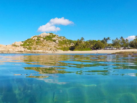 Horseshoe Bay Resort - Tourism Brisbane 3