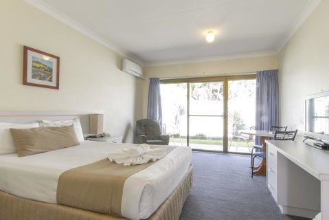Island Palms Motor Inn - Brisbane Tourism 2