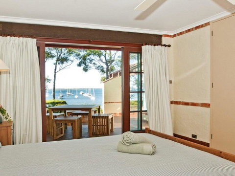 Izba - Mediterranean Style Hideaway - Brisbane Tourism 3