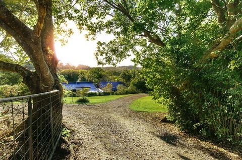 Jacaranda Cottages - Brisbane Tourism 2