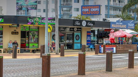 Jade Waters Hervey Bay - Brisbane Tourism 3