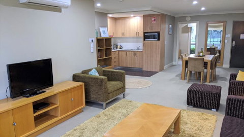 Jewel In The Crowne - Brisbane Tourism 2