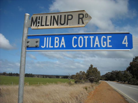 Jilba - Tourism Brisbane 0