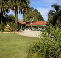 Jolly Swagman Motor Inn Holbrook - Tourism Brisbane