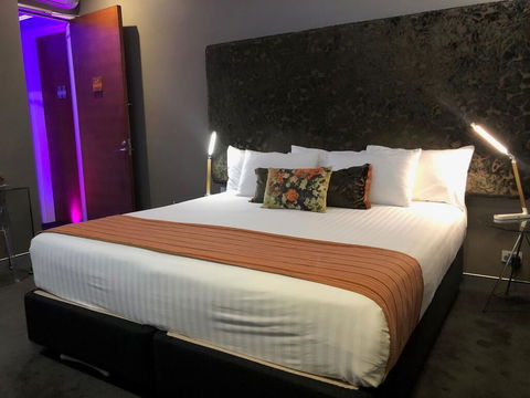 Junction Hotel - Tourism Brisbane 2