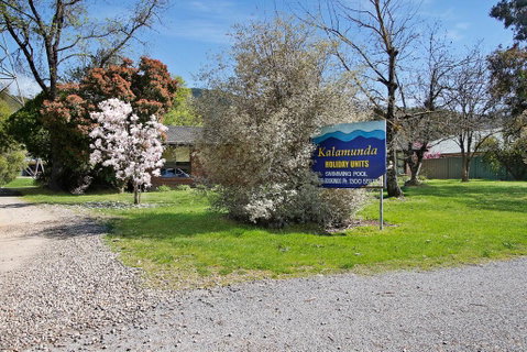 Kalamunda 6 - On The Rail Trail - Brisbane Tourism 0