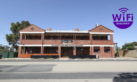 Kaneira Hotel - Tourism Brisbane 0