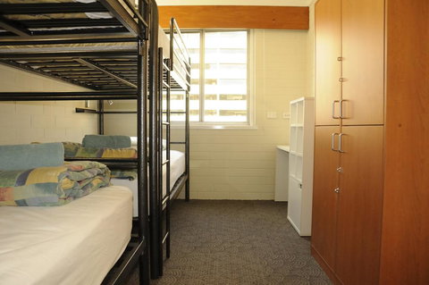 Kangaroo Inn - Brisbane Tourism 0