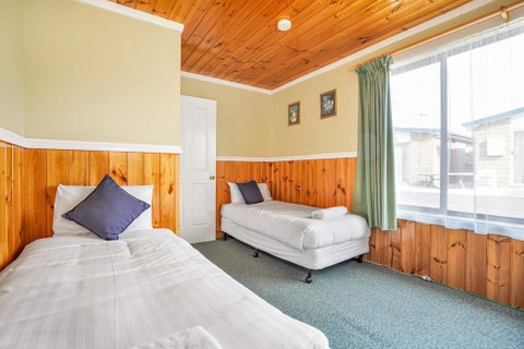 Kellraine Holiday Units - Brisbane Tourism 3