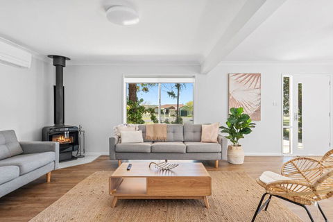 Kendall Cres 49 Burrill Lake - Tourism Brisbane 2
