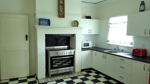 King Cottage - Tourism Brisbane 0
