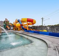 King's Point Retreat - Brisbane 4u
