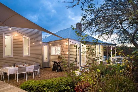 Kings Cottage - Brisbane Tourism 1