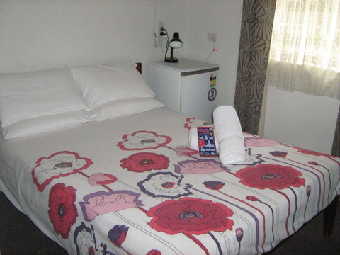 Kookaburra Inn - Brisbane Tourism 1