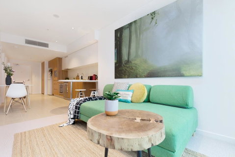 KOZYGURU SKYTOWER BRISBANE CBD 2 BED APT QBN222-1815 - Brisbane Tourism 0