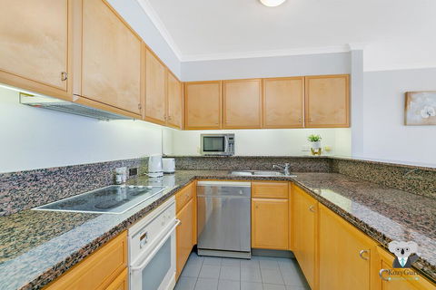 KOZYGURU THE ROCKS HARBOUR BRIDGE VIEW 1 BED APT SWIMMING POOL NTR098 - Brisbane Tourism 3