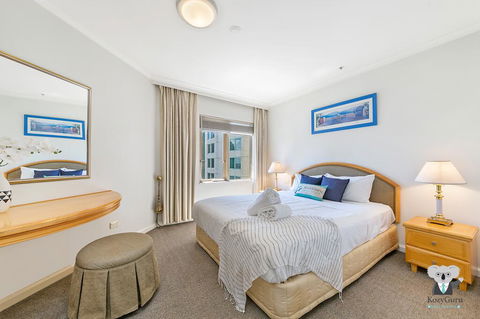 KOZYGURU THE ROCKS HARBOUR BRIDGE VIEW 1 BED APT SWIMMING POOL NTR098 - Brisbane Tourism 1