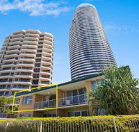 Kurrawa Lodge - Brisbane Tourism