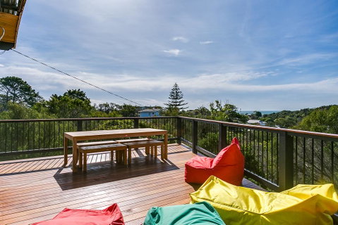 L'Ciabot- Sea View Tranquility - Brisbane Tourism 0