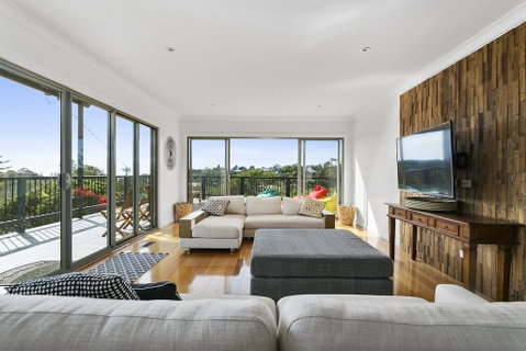 L'Ciabot- Sea View Tranquility - Brisbane Tourism 1