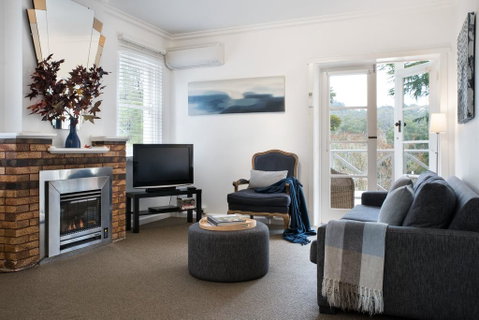 Lake Daylesford Apartment 2 - Brisbane Tourism 3