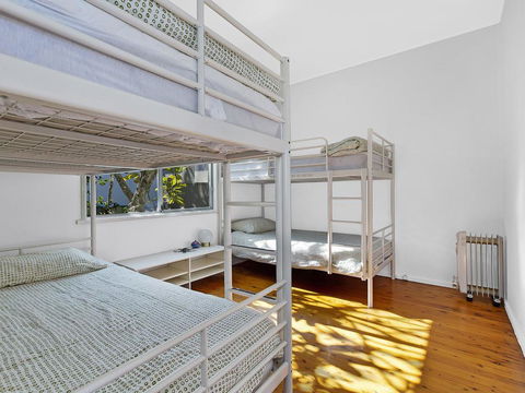 Lakes Edge Cottage - Tourism Brisbane 1