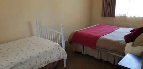 Lakes Entrance Holiday Units - Tourism Brisbane 1