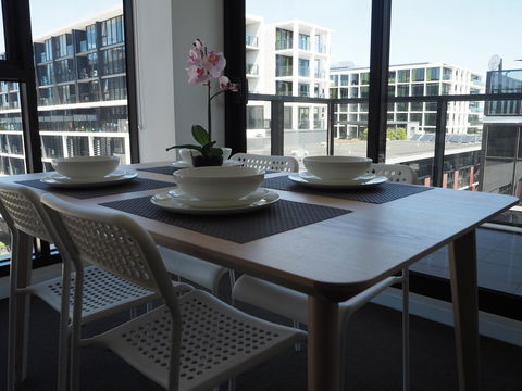 Large 2BR+Comfy+Parking Included - Tourism Brisbane 3