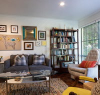 Lauren's Place - Brisbane Tourism
