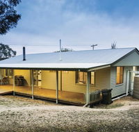 Lavender Vale Cottages - Tourism Brisbane