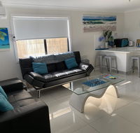 Lazy Dayz Shellharbour - Tourism Brisbane