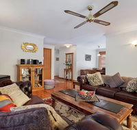 Leura Bungalow - Tourism Brisbane