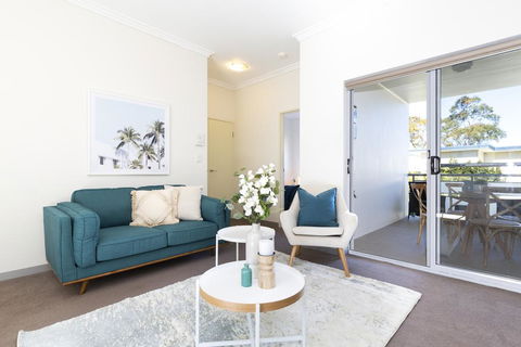 Light, Bright And Spacious Unit Close To Beaches - Tourism Brisbane 0