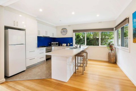 Lighthouse Cottage - Brisbane Tourism 2