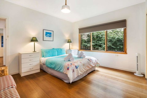 Lighthouse Cottage - Brisbane Tourism 3