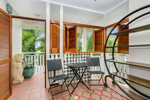 Lilyfield Apartments - Two Bedroom Apartment - Brisbane Tourism 1