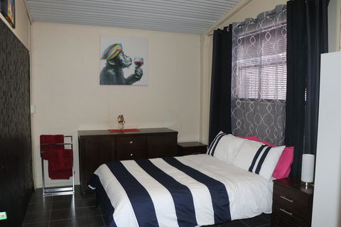 Linga Longa Spiritual Retreat - Tourism Brisbane 1