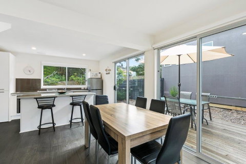 Liokai - Brisbane Tourism 1