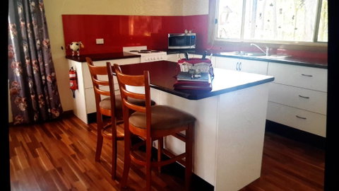 Lucky Mountain Cottage - Brisbane Tourism 2