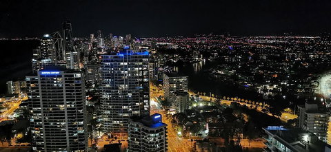 Luxury 3 Bedroom In Heart Of Surfers Paradise - Tourism Brisbane 2