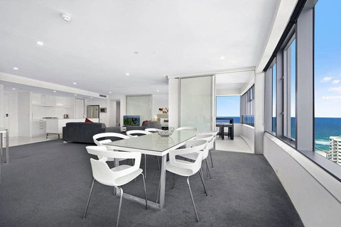 Luxury 3 Bedroom In Heart Of Surfers Paradise - Tourism Brisbane 0