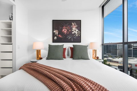 Luxury Apartment - Superb Space And Location! - Brisbane Tourism 1