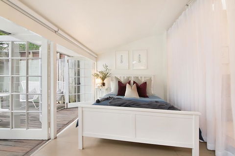 Luxury Designer Paddington Cottage + FREE WIFI - Tourism Brisbane 0