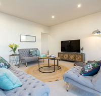 Luxury Four Bedroom Apartment - Tourism Brisbane
