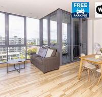 Luxury modern apartment in Southport with hotel facilities - Tourism Brisbane